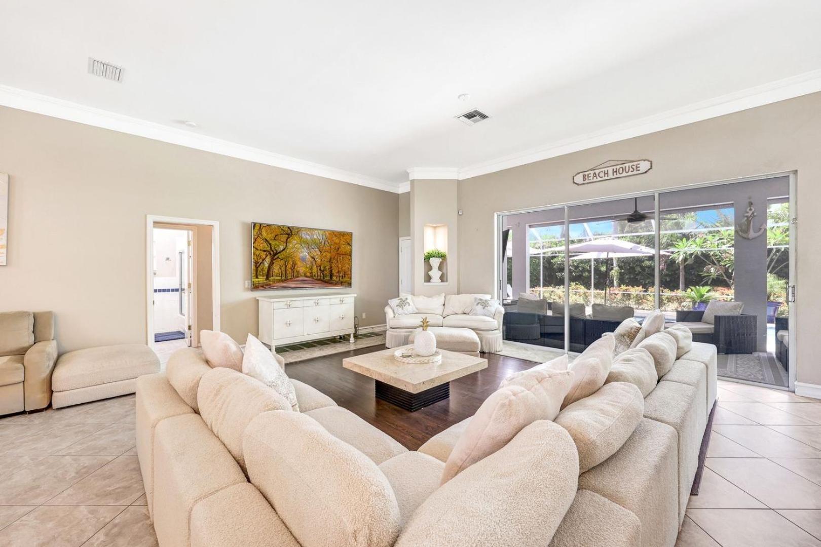 Lux Family 3 Bedroom With Pool Villa Walk To Beach And Mercato Нейплс Экстерьер фото